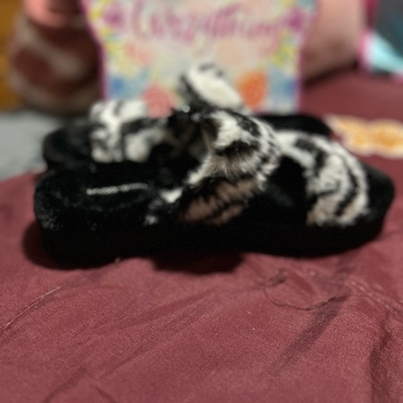 NEW UGG Koolaburra Furr-ah FUR PLATFORM Slide Sandal ZEBRA Print - Picture 9 of 9
